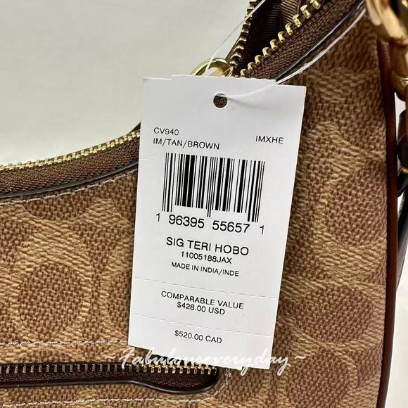 Coach Teri Hobo Bag Shoulder/Crossbody In Signature Canvas Tan/Brown CV940 NWT - Picture 5 of 10
